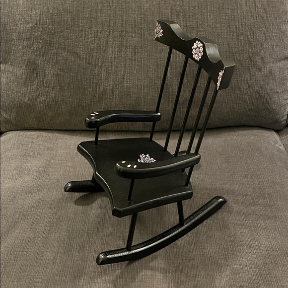 Hand painted doll rocking chair - Picture 2 of 5